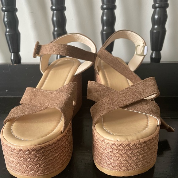 Platform Sandals size 6.5 - Picture 2 of 2